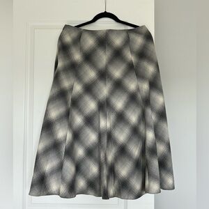 Vintage 90’s Gray & White Wool Plaid Midi Skirt Fully lined Jones New York SZ: 8